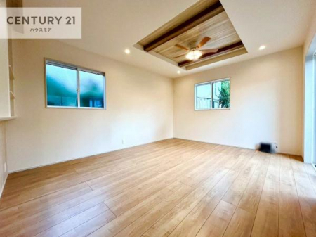 rO@LX_CjOXy[XI肨HB΂yԂ߂܂BX̔܂I