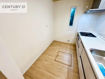 Lb`@Ƃ肠钲Xy[XōƂ₷KȃLb`łI
qlƈꏏɂَqy߂LXXy[XłByԂɂȂ肻łˁI