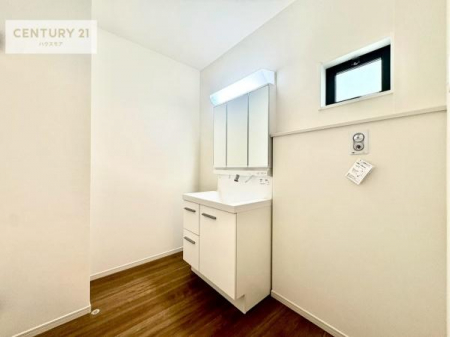 ʑEʏ@Oʋdl̐ʏ́AgȂ݂₷I͎[ɂȂĂ܂BhC[₨ϓЕt̂ŐʑXbLƌ邱Ƃo܂I