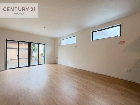 rO@傫ȑ炽Ղ̗z閾邢rOBĴ郊rOŉƑĉ났̎Ԃ߂܂B