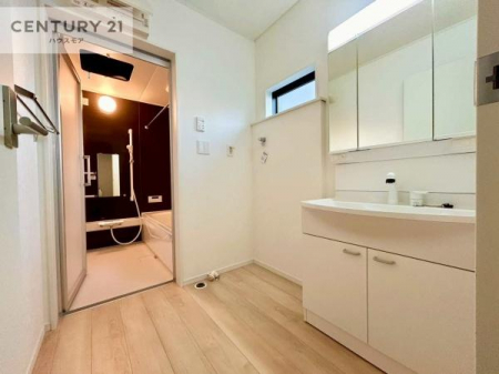 ʑEʏ@Oʋdl̐ʏ́AgȂ݂₷I͎[ɂȂĂ܂BhC[₨ϓЕt̂ŐʑXbLƌ邱Ƃo܂I