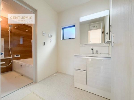 \z}()@t̖邢ʎłICɓւłĐɕۂƂł܂IRނ̂łς̎dオǂȂ܂ˁIidlj