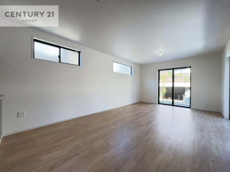 rO@傫ȑ炽Ղ̗z閾邢rOBĴ郊rOŉƑĉ났̎Ԃ߂܂B