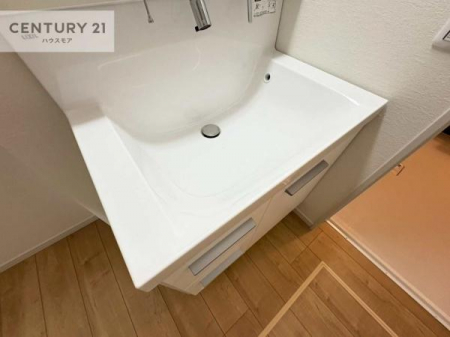 ʑEʏ@[ʑ{ÉA˂ɂ̂łꂪyXIۂĂ܂I
LCȐʏŎ̃`x[Vオ܂ˁI