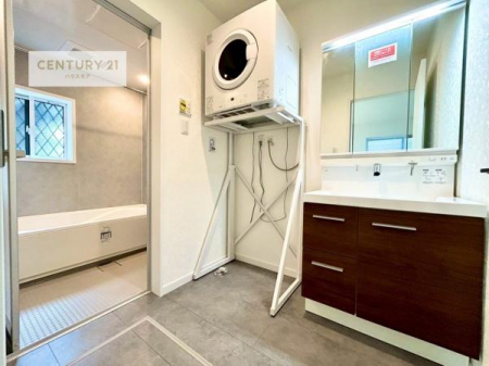 ʑEʏ@Oʋdl̐ʏ́AgȂ݂₷I͎[ɂȂĂ܂BhC[₨ϓЕt̂ŐʑXbLƌ邱Ƃo܂I