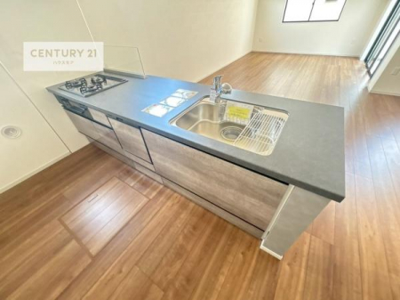 Lb`@lC̑ΖʎVXeLb`̗pĂ܂IƑ̃R~jP[VRƑ݌vłB
qlɂڂ͂̂ŊłˁB[͂܂I