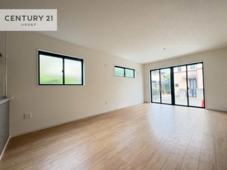 rO@傫ȑ炽Ղ̗z閾邢rOBĴ郊rOŉƑĉ났̎Ԃ߂܂B