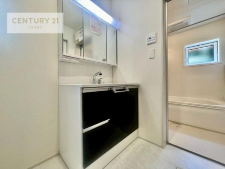 ʑEʏ@Oʋdl̐ʏ́AgȂ݂₷I͎[ɂȂĂ܂BhC[₨ϓЕt̂ŐʑXbLƌ邱Ƃo܂I