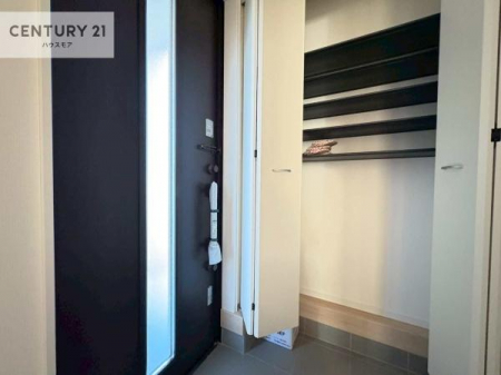 ց@V[Y{bNXtȂ̂ŁAւЕt|₷łI
XbLւŌ˂JuԁÂSnԂo}Ă܂B