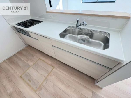 Lb`@lC̑ΖʎVXeLb`̗pĂ܂IƑ̃R~jP[VRƑ݌vłB
qlɂڂ͂̂ŊłˁBLXgĉKɍƂi݂܂B