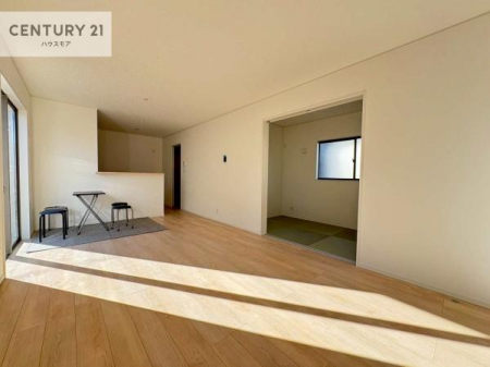 rO@؂ȉƑW܂邩炱LDKɂ͂肽B
qCɏ΂Ȃ瑖ĂpuLƂɂėǂvƎvuԂłB