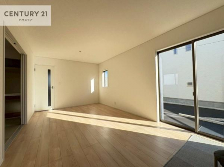 rO@傫ȑ炽Ղ̗z閾邢rOBĴ郊rOŉƑĉ났̎Ԃ߂܂B