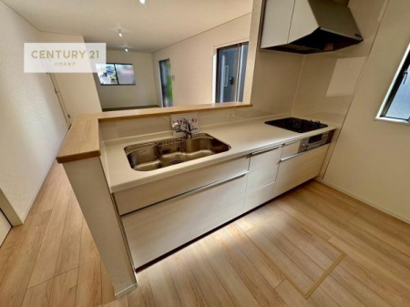 Lb`@Ƃ肠钲Xy[XōƂ₷KȃLb`łI
qlƈꏏɂَqy߂LXXy[XłByԂɂȂ肻łˁI