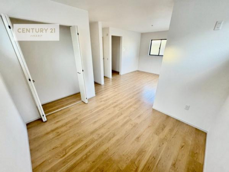 rOȊŐ@邭ʂ̗ǂłBuVvvɃfUCꂽBRx̂ŉƋ⃌CAEgłD݂̋Ԃnグ܂B