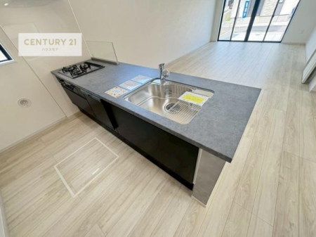 Lb`@lC̑ΖʎVXeLb`̗pĂ܂IƑ̃R~jP[VRƑ݌vłB
qlɂڂ͂̂ŊłˁB[͂܂I