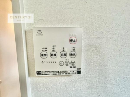 ̑@g[tĂ閣͓IȎdlłI~̓q[gVbN̗\hɂg܂B
J̓ł󕨂̂ŁA󕨂ߍ݂ɂI