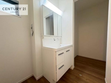 ʑEʏ@Oʋdl̐ʏ́AgȂ݂₷I͎[ɂȂĂ܂BhC[₨ϓЕt̂ŐʑXbLƌ邱Ƃo܂I