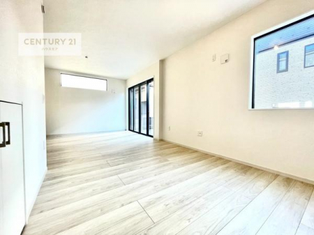 rO@傫ȑ炽Ղ̗z閾邢rOBĴ郊rOŉƑĉ났̎Ԃ߂܂B