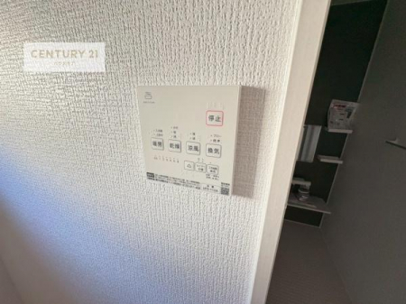 ̑@g[tĂ閣͓IȎdlłI~̓q[gVbN̗\hɂg܂B
J̓ł󕨂̂ŁA󕨂ߍ݂ɂI