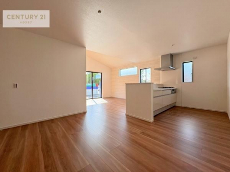 rO@SnǂrO͉ƑRƏW܂܂BƑcR̎ԂłBƑƁAw[Ԃ߂łˁB邭JIȋԂłB