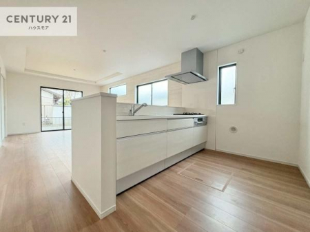 Lb`@lC̑ΖʎVXeLb`̗pĂ܂IƑ̃R~jP[VRƑ݌vłB
qlɂڂ͂̂ŊłˁBLXgĉKɍƂi݂܂B