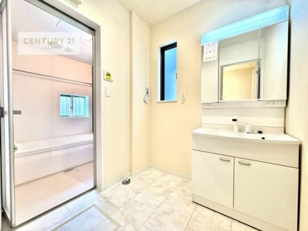 ʑEʏ@Oʋdl̐ʏ́AgȂ݂₷I͎[ɂȂĂ܂BhC[₨ϓЕt̂ŐʑXbLƌ邱Ƃo܂I