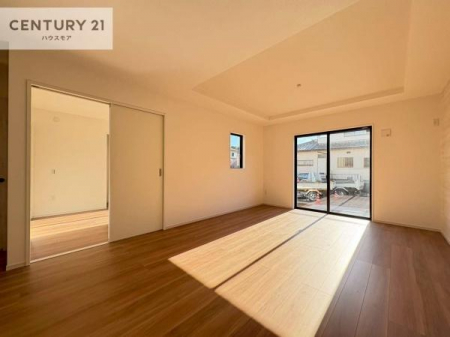 rO@傫ȑ炽Ղ̗z閾邢rOBĴ郊rOŉƑĉ났̎Ԃ߂܂B