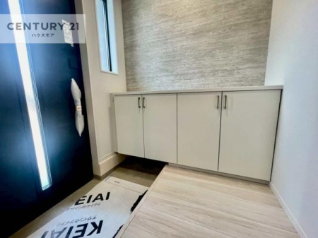 ց@V[Y{bNXtȂ̂ŁAւЕt|₷łI
XbLւŌ˂JuԁÂSnԂo}Ă܂B
