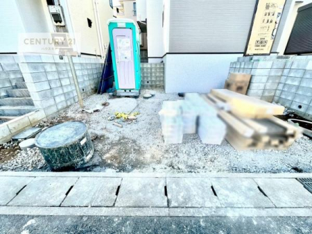 ԏ@ԃXy[X2䕪܂IZJhJ[͂AoCN⎩]ԂȂǂuꏊɍ܂B