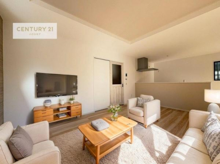 rO@ƋCGp[XłBSnǂrO͉ƑRƏW܂܂BƑcR̎ԂłBƑƁAw[Ԃ߂łˁB邭JIȋԂłB