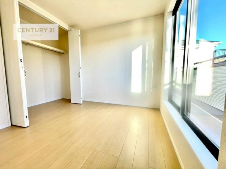 m@[肠̂ŉƋ̔zu₷ACtX^Cɍ킹肪\łB