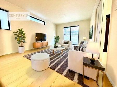 rO@ƋCGp[XłBSnǂrO͉ƑRƏW܂܂BƑcR̎ԂłBƑƁAw[Ԃ߂łˁB