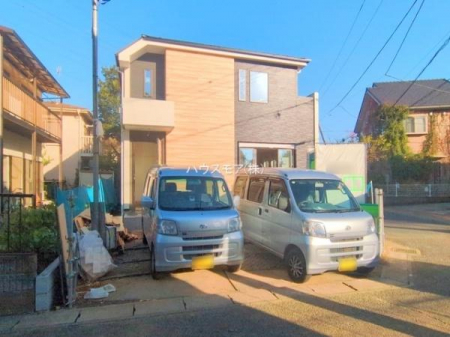 ԏ@ԃXy[X2䕪܂IZJhJ[͂AoCN⎩]ԂȂǂuꏊɍ܂B