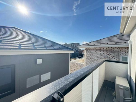 Z˂̒]ʐ^@ꂽɂ͐nJIȎԂy߂܂BC̗ǂʂ蔲X݂łI