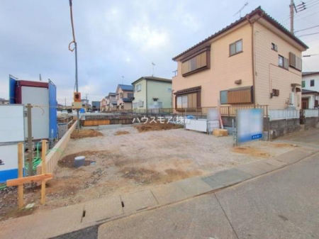 ԏ@ԃXy[X2䕪܂IZJhJ[͂AoCN⎩]ԂȂǂuꏊɍ܂B