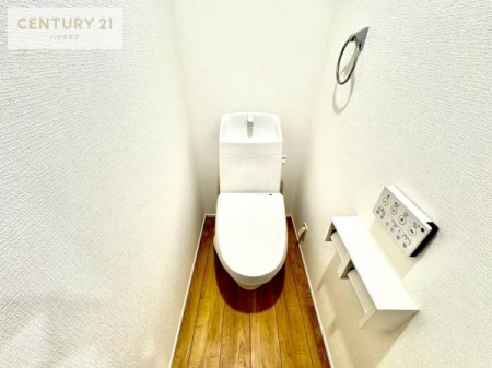 gC@yn̔JÒz
1E2KɃgC܂I̖Zԑт҂ɂ݂łˁBƂ̂gCłꂪ₷łI