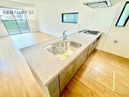 Lb`@lC̑ΖʎVXeLb`̗pĂ܂IƑ̃R~jP[VRƑ݌vłB
qlɂڂ͂̂ŊłˁB[͂܂I