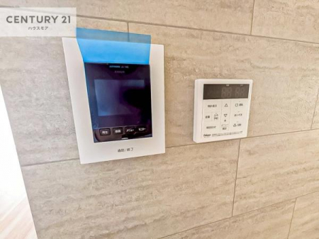 ̑ρ@TVj^[tC^[złql̂ԒȂǂSłˁB
{^ЂƂłC̏ƂƂ̂II[goXB