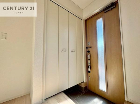 ց@V[Y{bNXtȂ̂ŁAւЕt|₷łI
XbLւŌ˂JuԁÂSnԂo}Ă܂B
