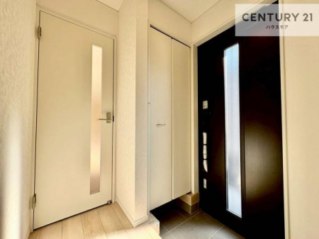 ց@V[Y{bNXtȂ̂ŁAւЕt|₷łI
XbLւŌ˂JuԁÂSnԂo}Ă܂B
