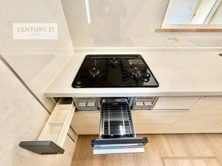 Lb`@Ƃ肠钲Xy[XōƂ₷KȃLb`łI
qlƈꏏɂَqy߂LXXy[XłByԂɂȂ肻łˁI