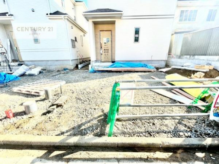 ԏ@ԃXy[X2䕪܂IZJhJ[͂AoCN⎩]ԂȂǂuꏊɍ܂B