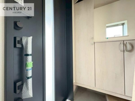 ց@V[Y{bNXtȂ̂ŁAւЕt|₷łI
XbLւŌ˂JuԁÂSnԂo}Ă܂B
