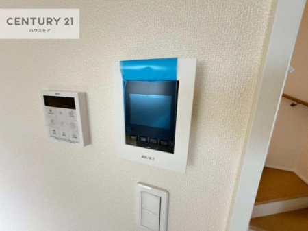 ̑@TVj^[tC^[złql̂ԒȂǂSłˁB
{^ЂƂłC̏ƂƂ̂II[goXB