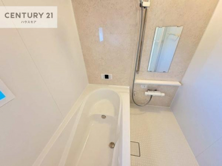 @Ƃ̂oX[IKȃoX^C܂I
1̔ƖĂfGȃN[[VԂɂȂ肻łˁB