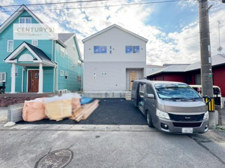 ԏ@ԃXy[X2䕪܂IZJhJ[͂AoCN⎩]ԂȂǂuꏊɍ܂B