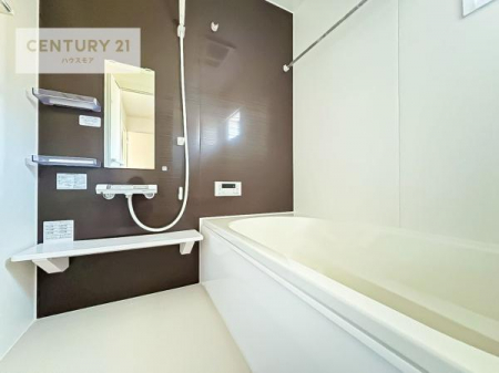 @F̐̂oX[łIKȃoX^C܂ItŊCX[YI