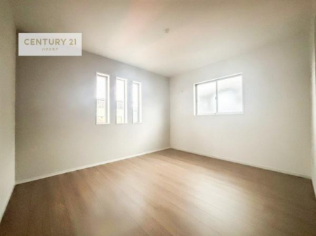 Q@邭ʂ̗ǂłBuVvvɃfUCꂽBRx̂ŉƋ⃌CAEgłD݂̋Ԃnグ܂B