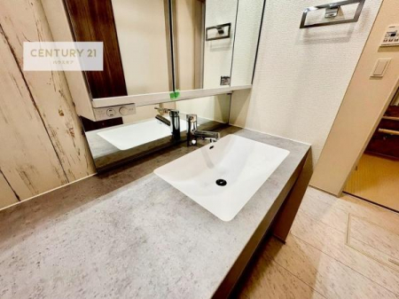 ʑEʏ@[ʑ{ÉA˂ɂ̂łꂪyXIۂĂ܂I
LCȐʏŎ̃`x[Vオ܂ˁI