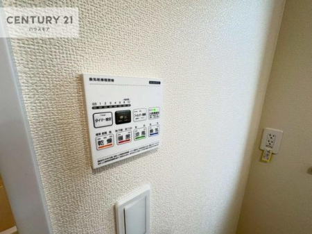 ̑@g[tĂ閣͓IȎdlłI~̓q[gVbN̗\hɂg܂B
J̓ł󕨂̂ŁA󕨂ߍ݂ɂI